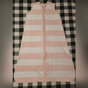 Burt's Bees Baby Pink and White Beekeeper